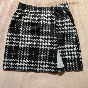 Plaid mini skirt